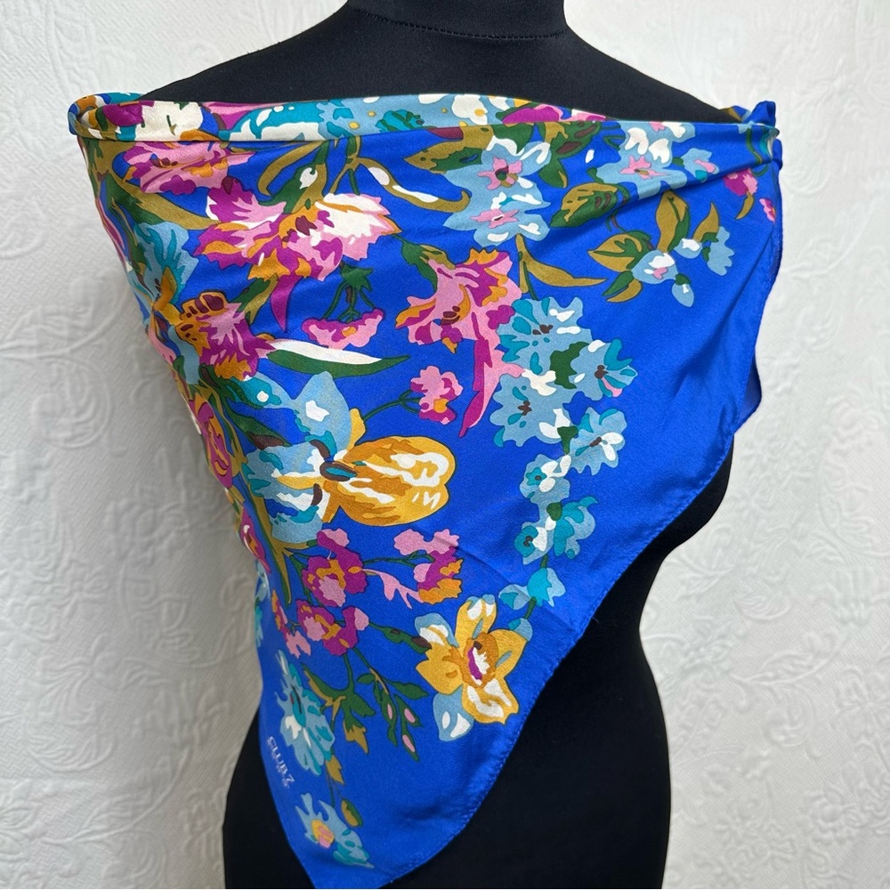 Echo Club 7 Silk VTG Floral Large Square Scarf